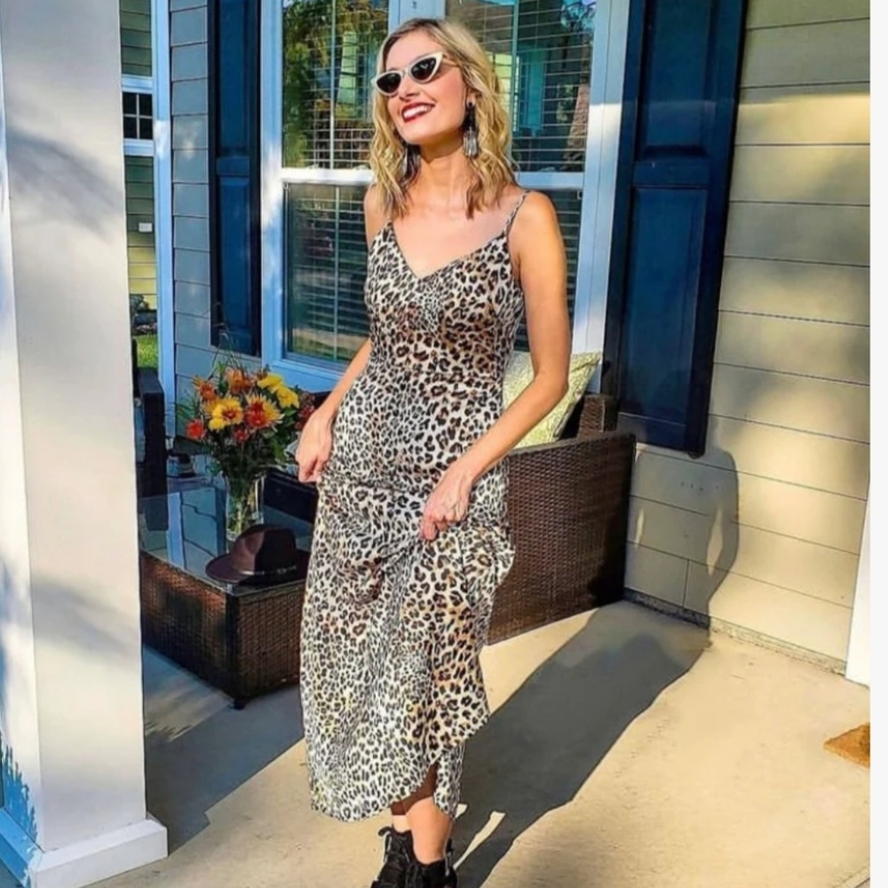 NASTY GAL ANIMAL PRINT MAXI DRESS-like new